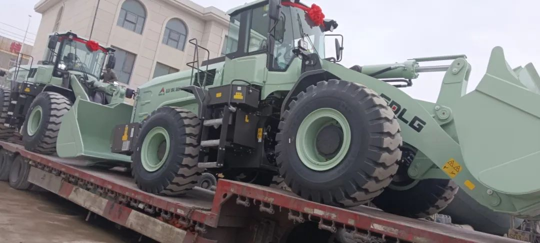 تسلمت شركة SDLG 7 لوادر من طراز L956HEV Plus، مما يُحدث ثورة في صناعة التجميع.