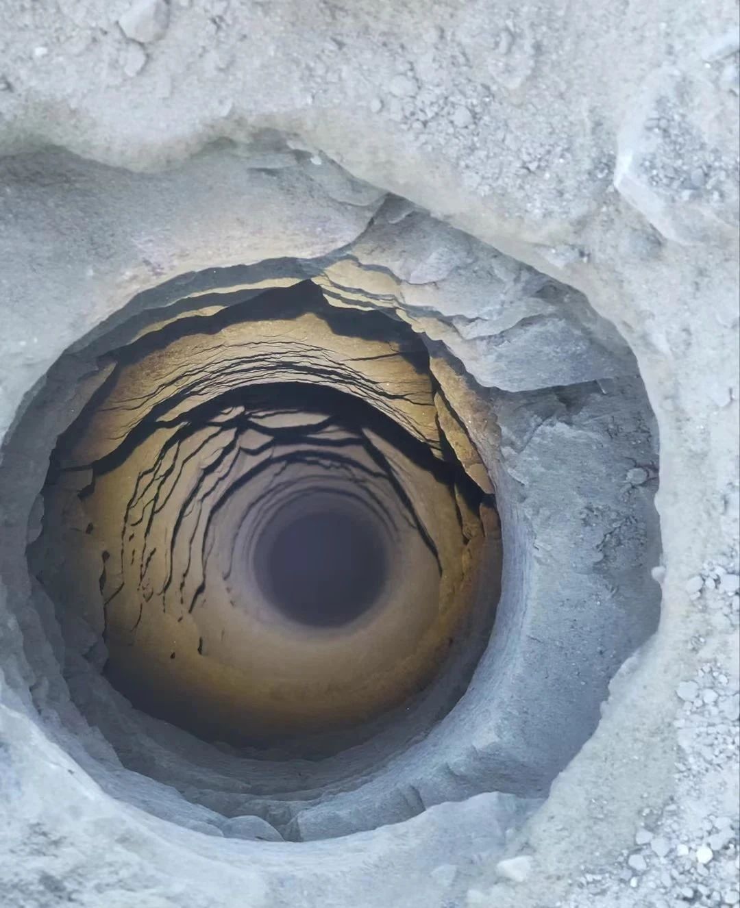 جهاز الحفر أسفل الفتحة LGMRT SDC170 يعزز الكفاءة في أحد مناجم الحديد بمقاطعة لياونينغ